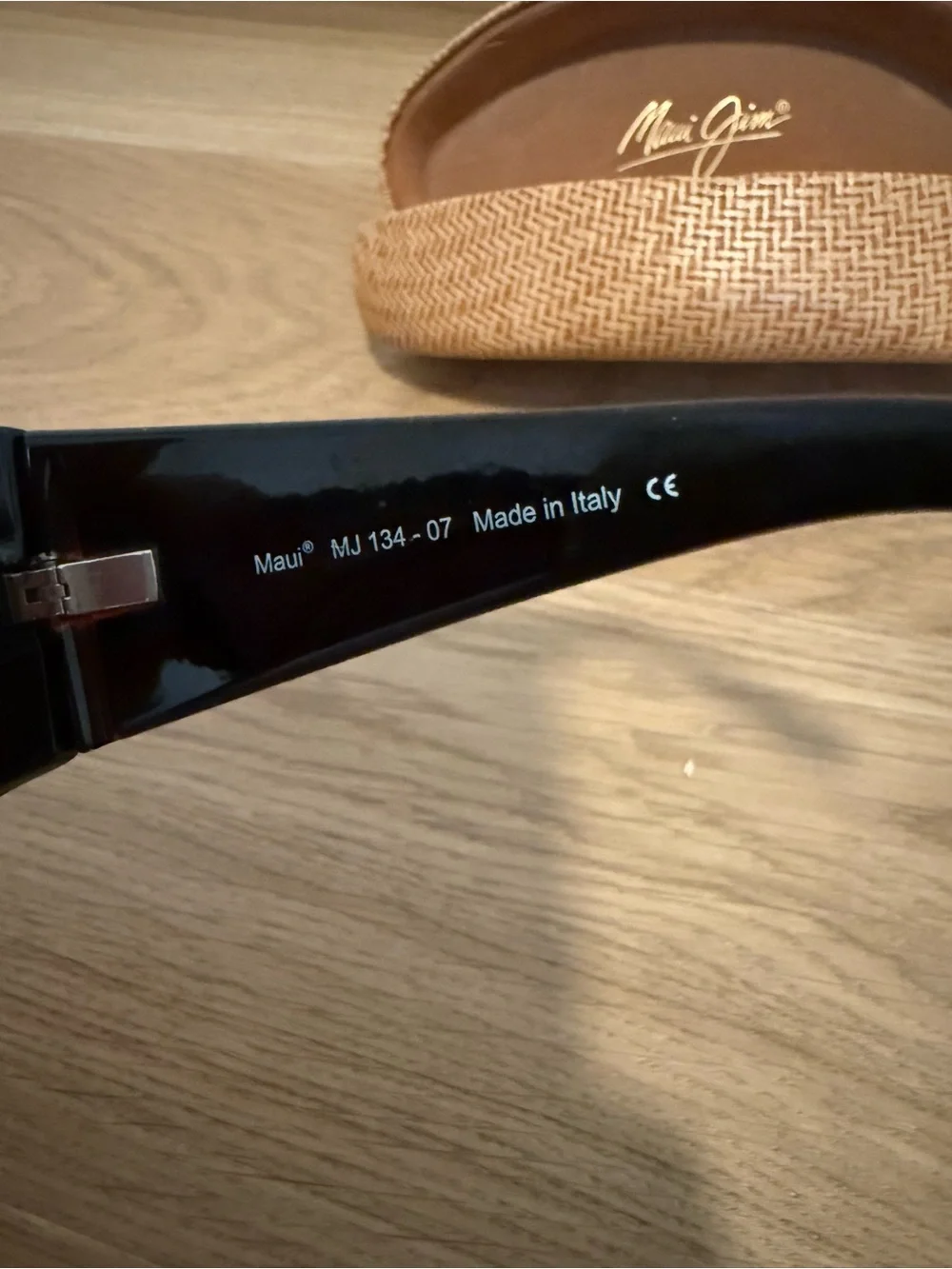 Maui Jim Brown Tortoise Polarized Sunglasses with Blue-Gray Lenses